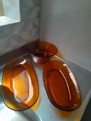 Kit pratos duralex marrom - tigela e travessa