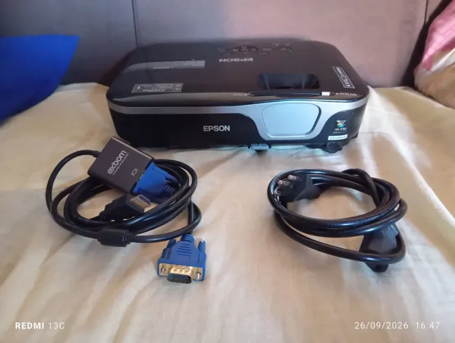 Vendo projetor Epson-wxga usado