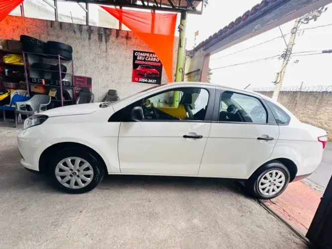 Fiat Grand Siena 1.4 EVO Flex 8V 4P 2021