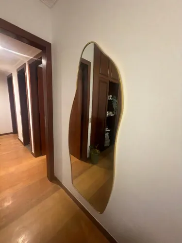 Espelho Orgânico de Corpo Inteiro Moldura Dourada 170x70cm (Lindo e Moderno)