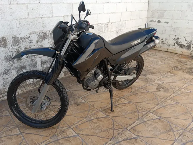 Vendo Moto Lander 250 cilindradas - 2007