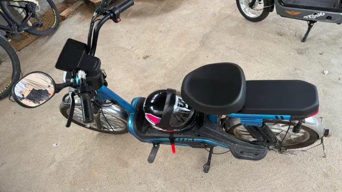 Scooter semi nova