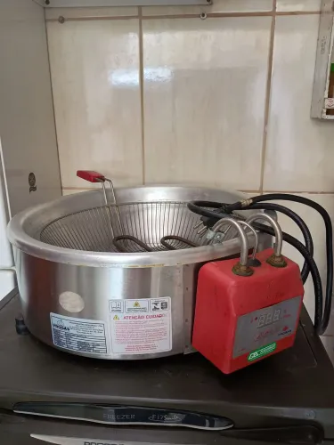 Fritadeira tacho elétrica 7 litros, 110v Progás pouco uso.