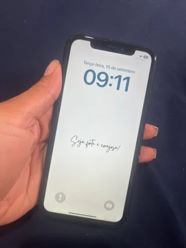 iPhone XR preto 