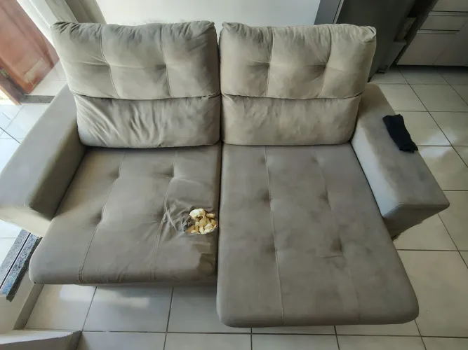 Vendo sofá retrátil 4 lugares 