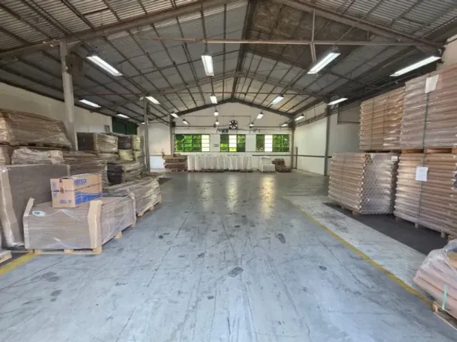 Galpão/Armazém 945m² c/ Escritório em Condominio no Educandos