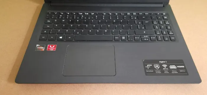 NOTEBOOK POTENTE BOM E BARATO