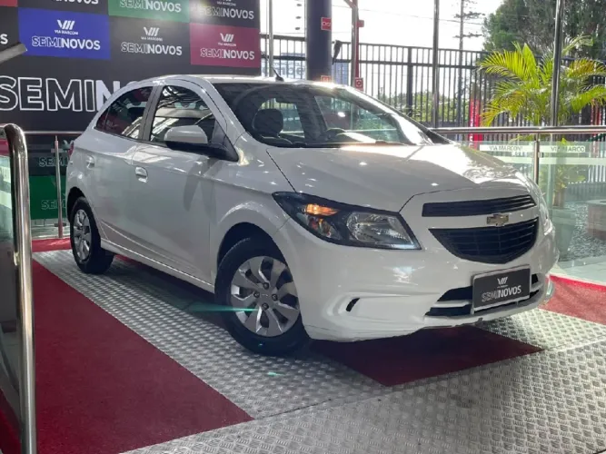 Chevrolet Onix JOY Hatch 1.0 8V Flex Mec. 4P 2019