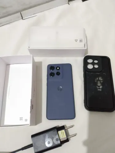 Moto Edge 12 GB ram + 12 GB virtuais de RAM Boost.512gb