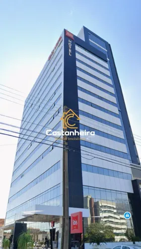 Sala comercial 50m² = (25m² + 25m² de mezanino) - Centro