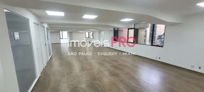 Conjunto comercial na região da Berrini com 212m² pronto para entrar perto da Estação Berr
