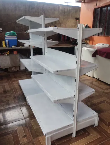 Gôndolas Para Comércio Em Geral.