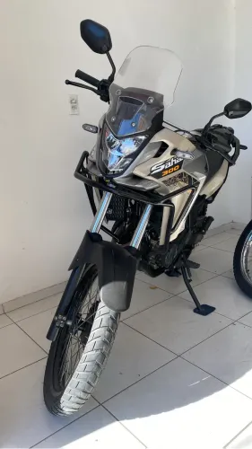 Sahara 300 ADV