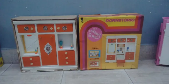 Casinha de boneca brinquedo antigo Atma quarto na caixa anos 80 