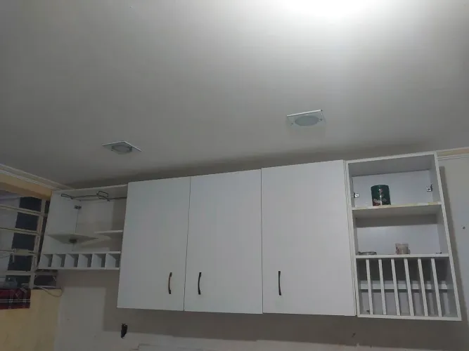 Armário planejado branco