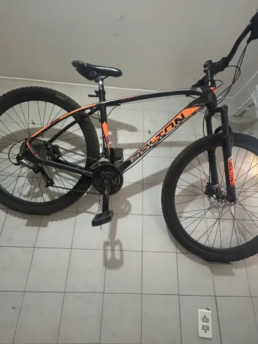 Bicicleta Bolton Aro 29 - Kit Shimano + Freio Hidráulico