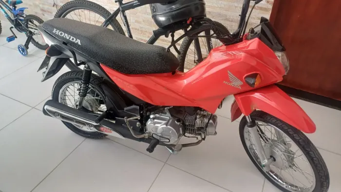 Vendo pop extra,único dono, revisões todas na concessionária 