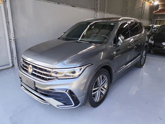 Volkswagen Tiguan Allspac R-line 300 TSI 2.0 2024