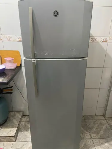 Vendo geladeira