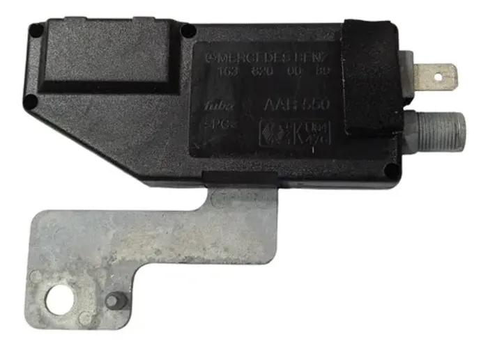 Antena Rádio Mercedes Ml500 2004 2005 2006 / 1638200089 Preto