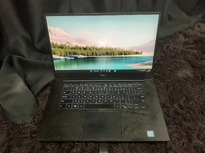 Dell Precision 5530 i7 | 32GB RAM | SSD NVMe | Leia a descrição