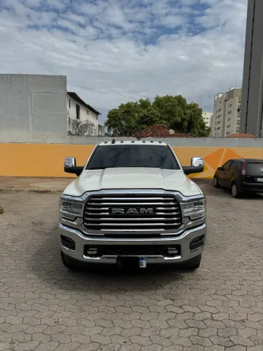 Ram 3500 Limited Longhorn 6.7 TB CD Diesel 2024