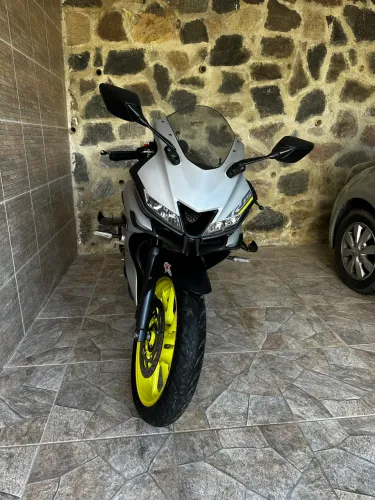 Vendo ou troco R15