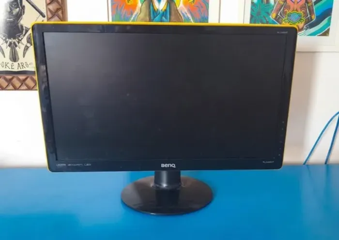 Monitor Gamer BenQ RL2240HE Yellow - Raridade (Preço de Desapego!)