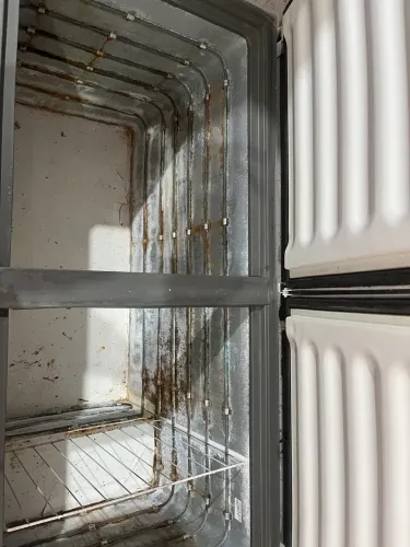 FREEZER À VENDA- FUNCIONANDO PERFEITAMENTE