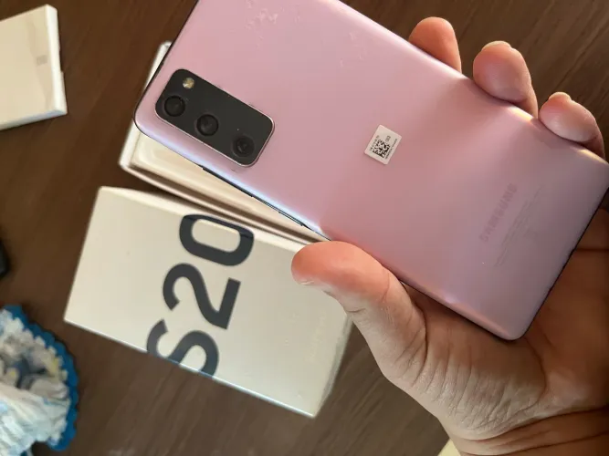 Celular Samsung S20fe