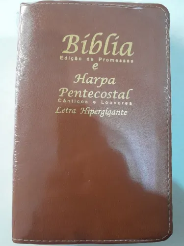 Bíblia Letra hipergigante com hc