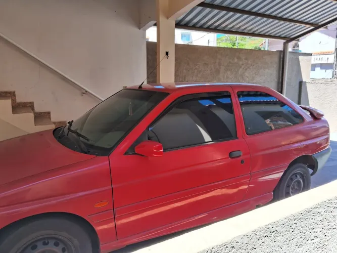 Ford Escort GL 1.8i 16V 3P 1997