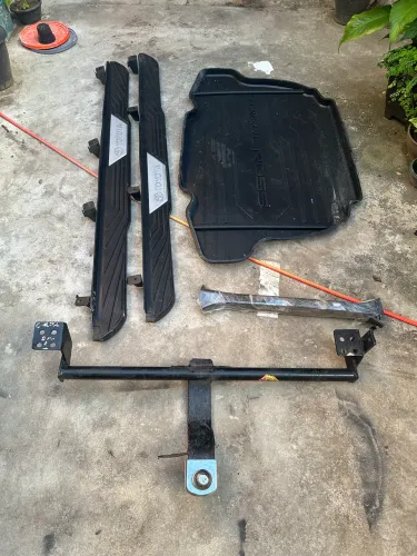 Kit acessórios Corolla Cross 