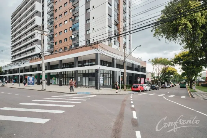 Loja Pinheirinho - Av. Winston Churchill
