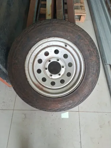 RODA SEMI NOVA D20 6 FUROS