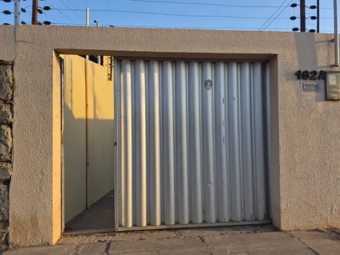 Alugo casa ACARAPE