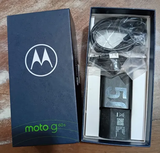 Vendo Moto g60 s usado