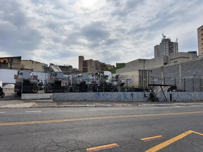 Terreno para Locação 2.500 m² | Localização Estratégica