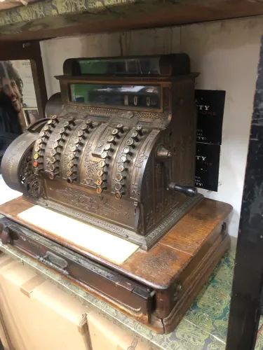 Máquina registradora antiga de1889