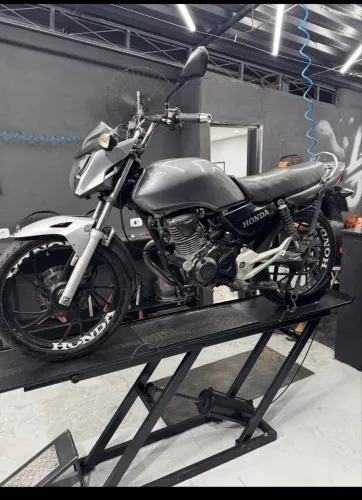 Titan 125 1996 montadinha