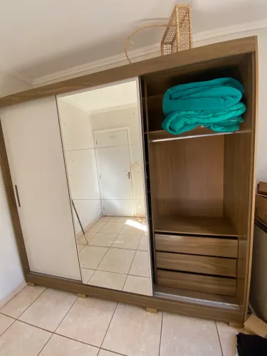 Guarda roupa