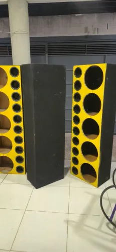 Caixa de Som Paredão