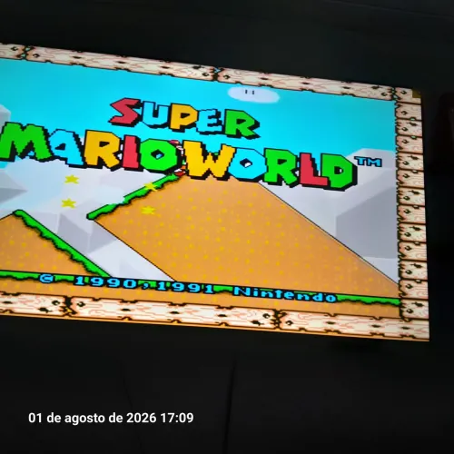 Vende-se esse vídeo game com vários jogos.