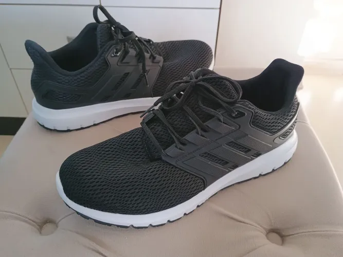 Tênis Adidas últimashow original impecável