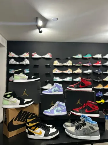 Air Jordan 1 