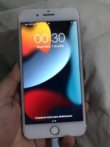 Vendo Iphone 7 Plus com tela trincada
