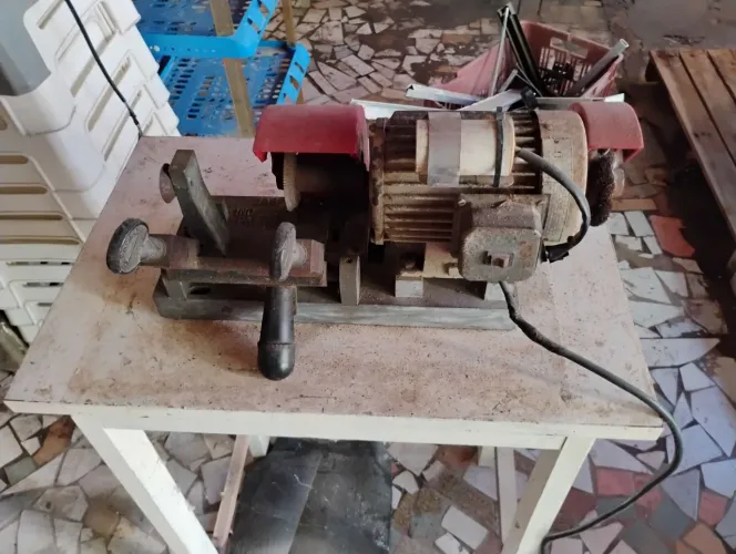 Máquina de confeccionar chave