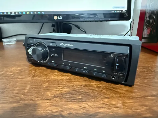 Pioneer MVH-S218BT