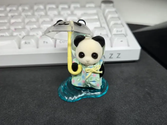 Sylvanian Families - Panda (Caminhando na Chuva)