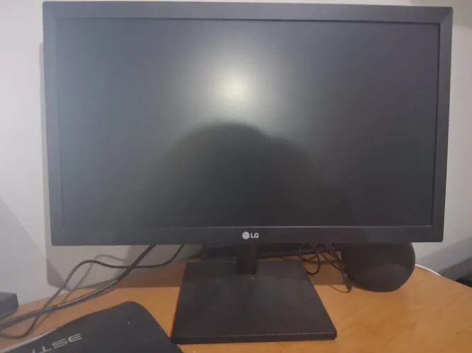 Monitor LG 19,5?